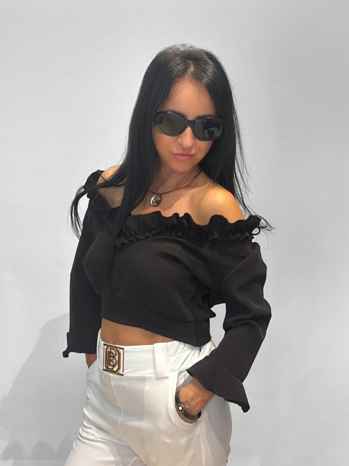 paparazzi fashion krótka bluzka z dużym dekoltem